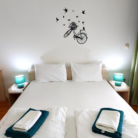 The Bulevard Hotel Skopje Esterno foto