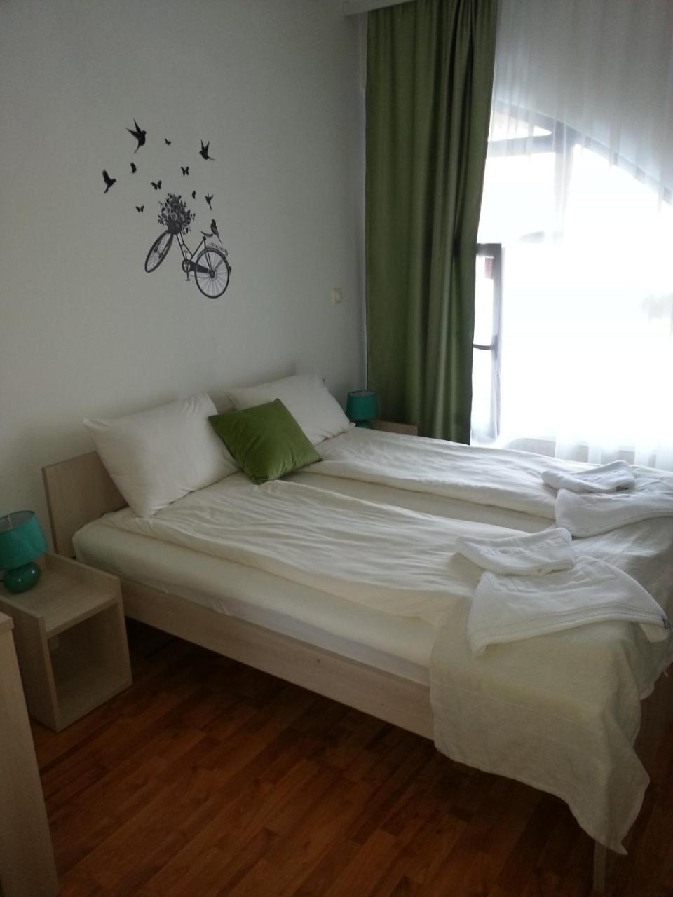 The Bulevard Hotel Skopje Esterno foto
