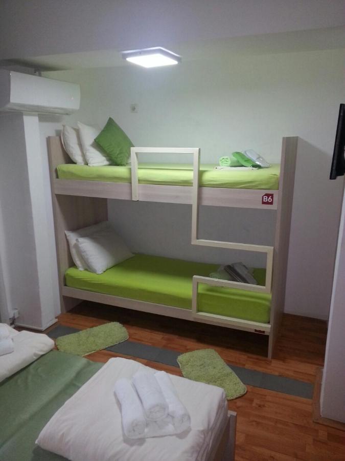 The Bulevard Hotel Skopje Esterno foto