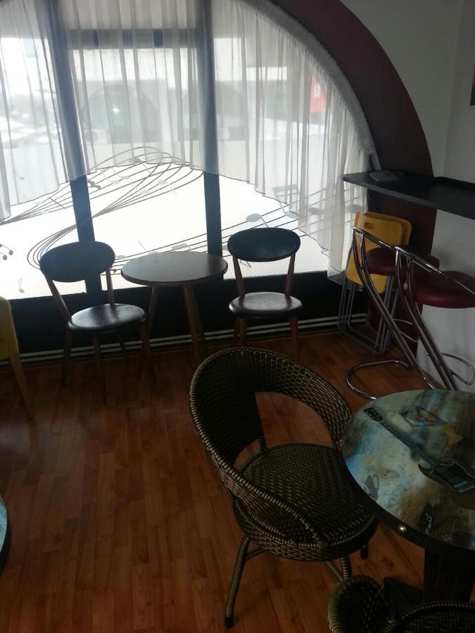 The Bulevard Hotel Skopje Esterno foto