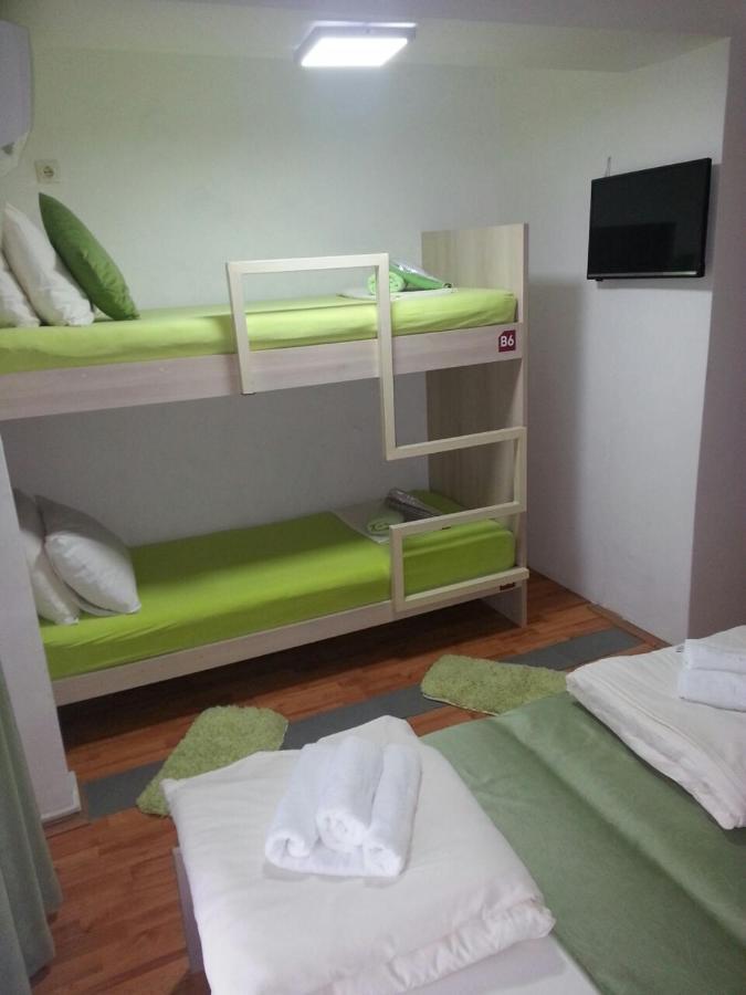 The Bulevard Hotel Skopje Esterno foto